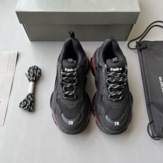 Balenciaga Sneakers